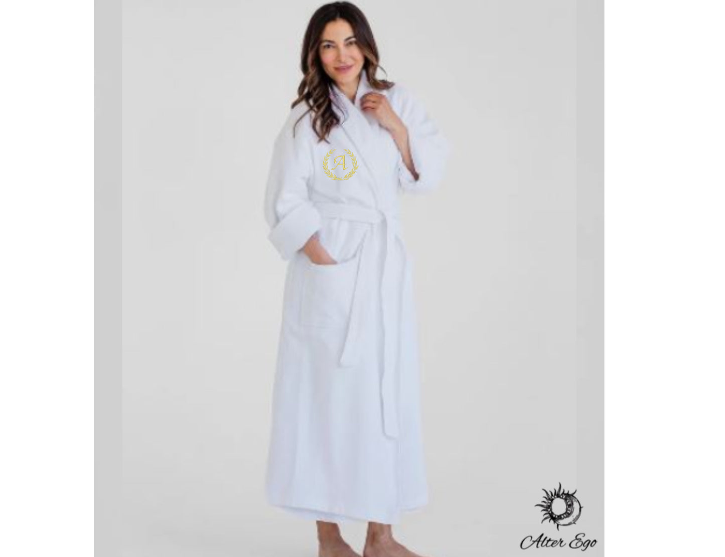 Halat de baie premium personalizat cu initiala femei